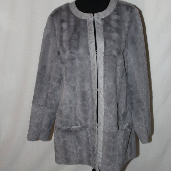 CARLOS FALCHI CHI Reversible Luxury Gray Faux Fur / Suede Feel Jacket M EUC - Picture 1 of 16